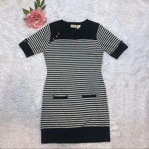 Parisian stripped black / white knit sweat…